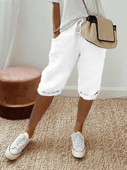 LuxeFit Shorts für Frauen: Erweitern Sie Ihre Garderobe mit stilvollem Komfort