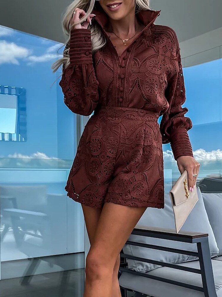 Yara - Weißer Jumpsuit mit Spitzendetails für den Sommer Trendy und bequem