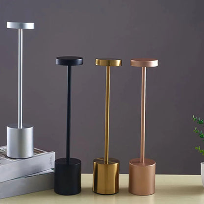 LuxoraGlow luxuriöse und moderne wiederaufladbare kabellose Lampe