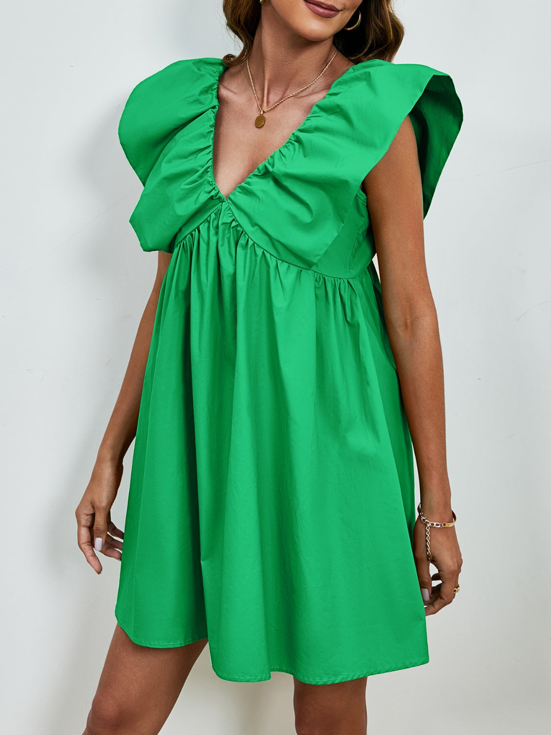 Mia - Kleid mit V-Ausschnitt und Puffärmeln