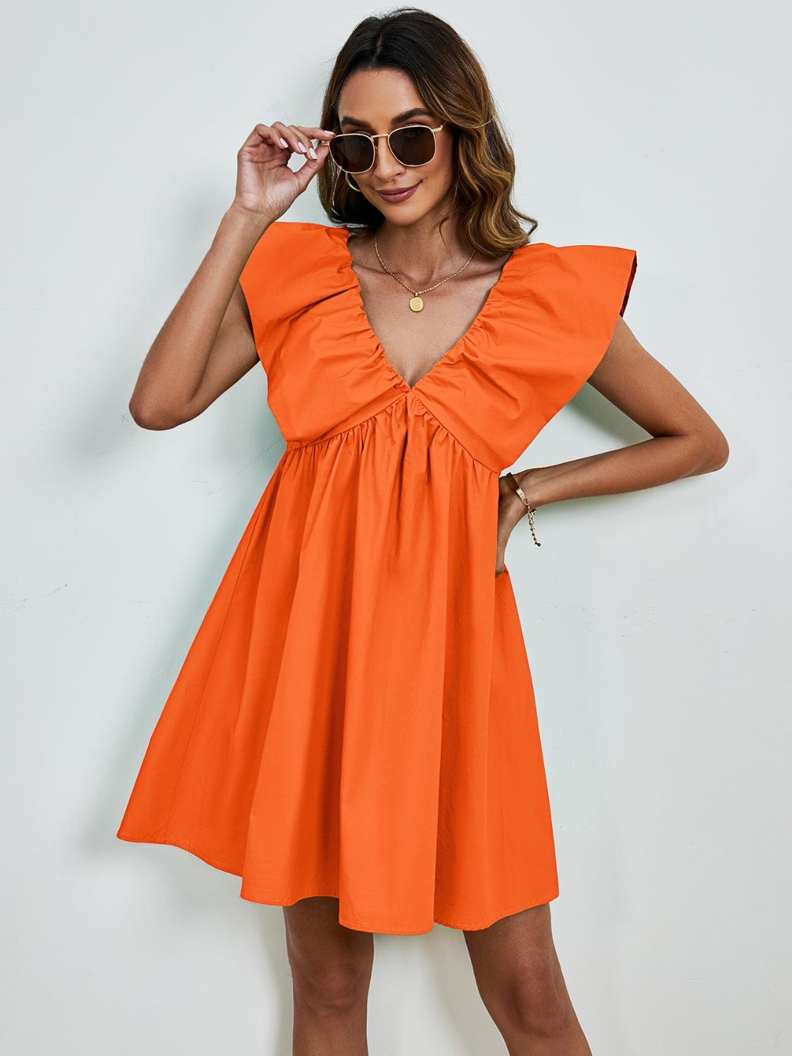 Mia - Kleid mit V-Ausschnitt und Puffärmeln