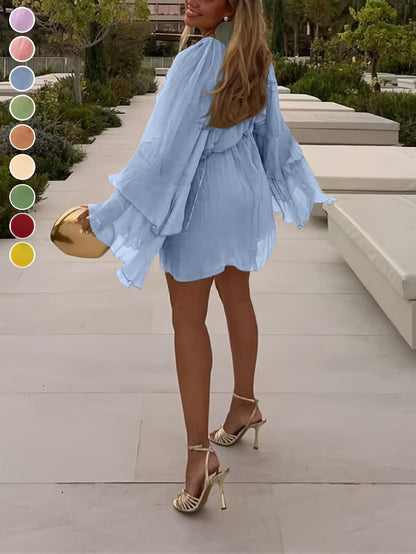 Betsie - Pastellfarbenes Chiffon-Minikleid mit elastischer Taille, hohem Ausschnitt und weiten, langen Ärmeln