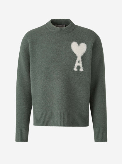 Bram - Ami Paris Atmungsaktiver Strickpullover mit Herz und Buchstabe Ein Detail