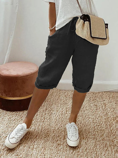 LuxeFit Shorts für Frauen: Erweitern Sie Ihre Garderobe mit stilvollem Komfort