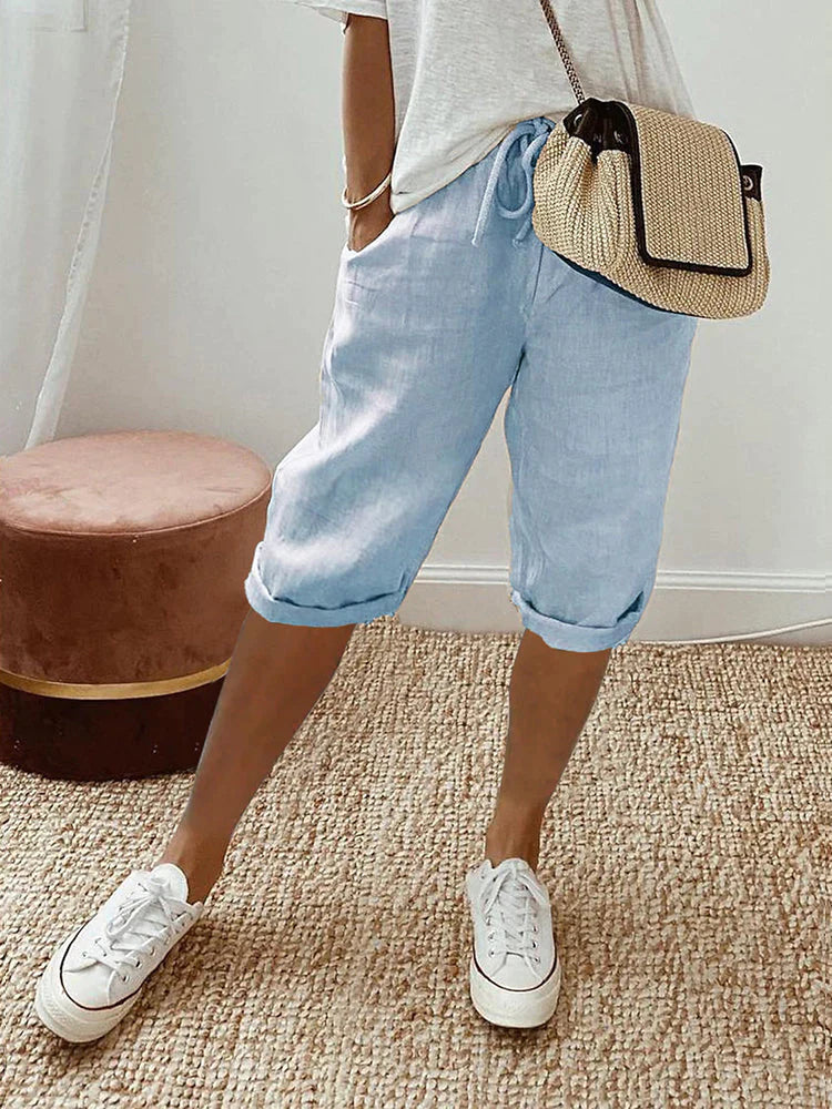LuxeFit Shorts für Frauen: Erweitern Sie Ihre Garderobe mit stilvollem Komfort