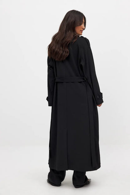 Claire - eleganter langer Trenchcoat mit doppelreihigem Knopfverschluss