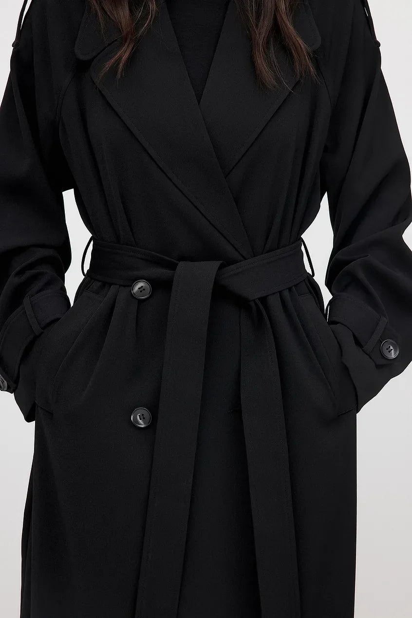 Claire - eleganter langer Trenchcoat mit doppelreihigem Knopfverschluss