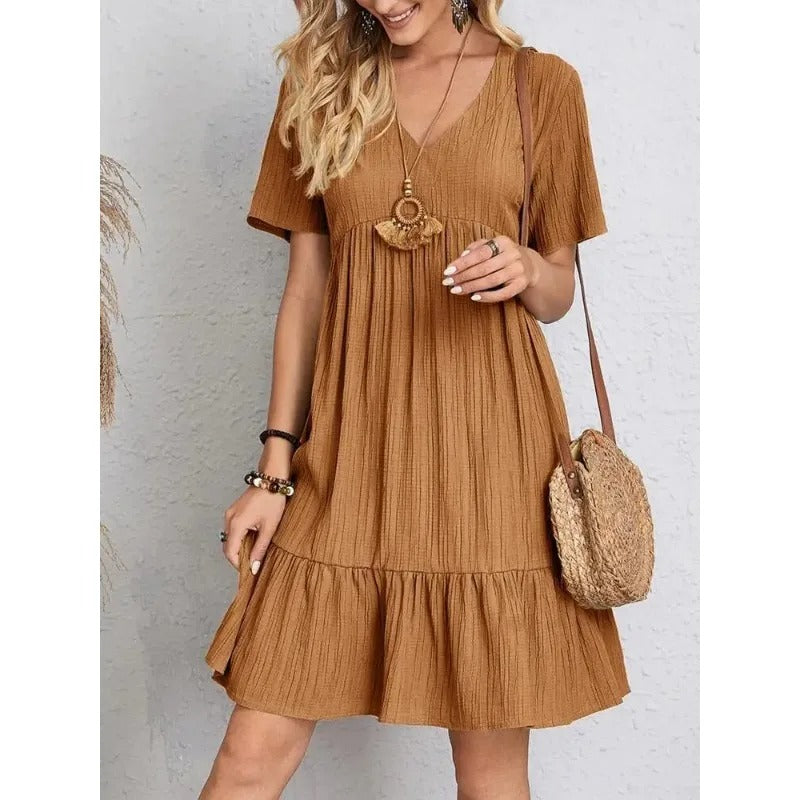 Godiva - Sommerkleid mit V-Ausschnitt, kurzen Ärmeln und Rüschen