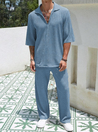 Lars - Textur Zweiteiliges Sommerset aus Halbarm-Shirt mit V-Ausschnitt und weit geschnittenen Hosen für Männer