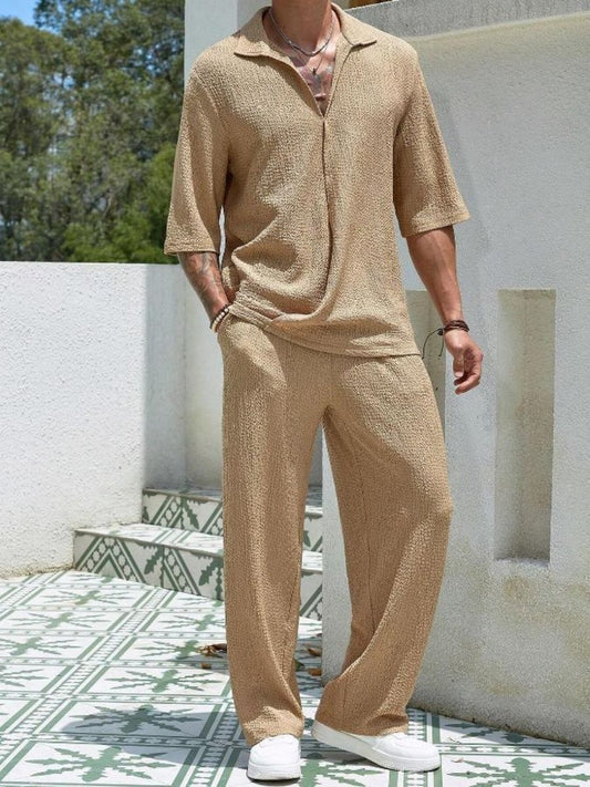 Lars - Textur Zweiteiliges Sommerset aus Halbarm-Shirt mit V-Ausschnitt und weit geschnittenen Hosen für Männer