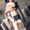 Mirabella Shopping DE 200000399 Beige und Dunkelblau Mirabella™ Lorena Kaschmirschal XL | 100% Wärme und Geborgenheit