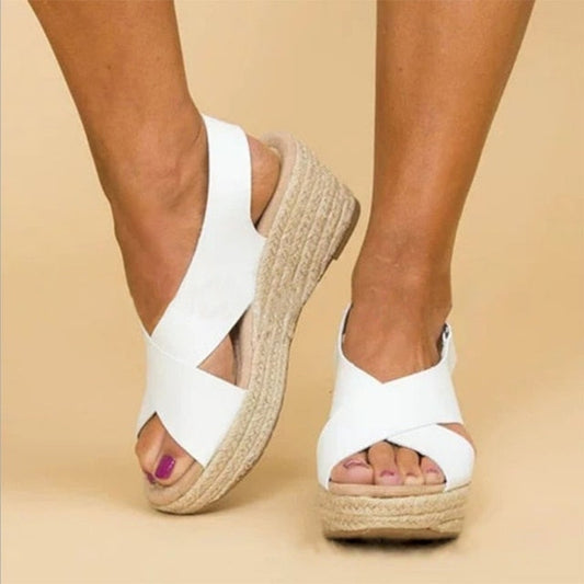Ariel - Knackig weiße Espadrille-Keilabsätze aus Leder mit geflochtenen Juteabsätzen