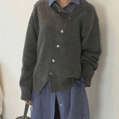 Mila - bequeme und modische Strickjacke
