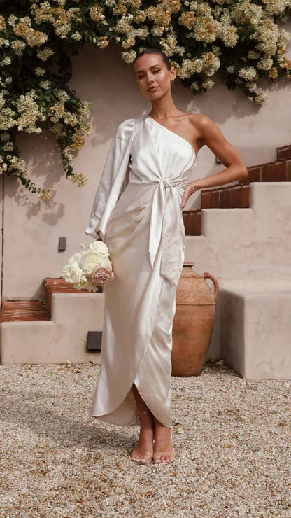 Isabella - Elegantes One-Shoulder-Kleid mit Schleife an der Taille