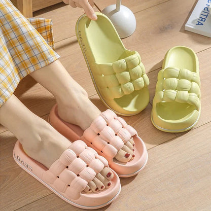 CloudWalk superweiche, stützende Ortho-Slipper mit Federsohle für ultimativen Komfort und Stil